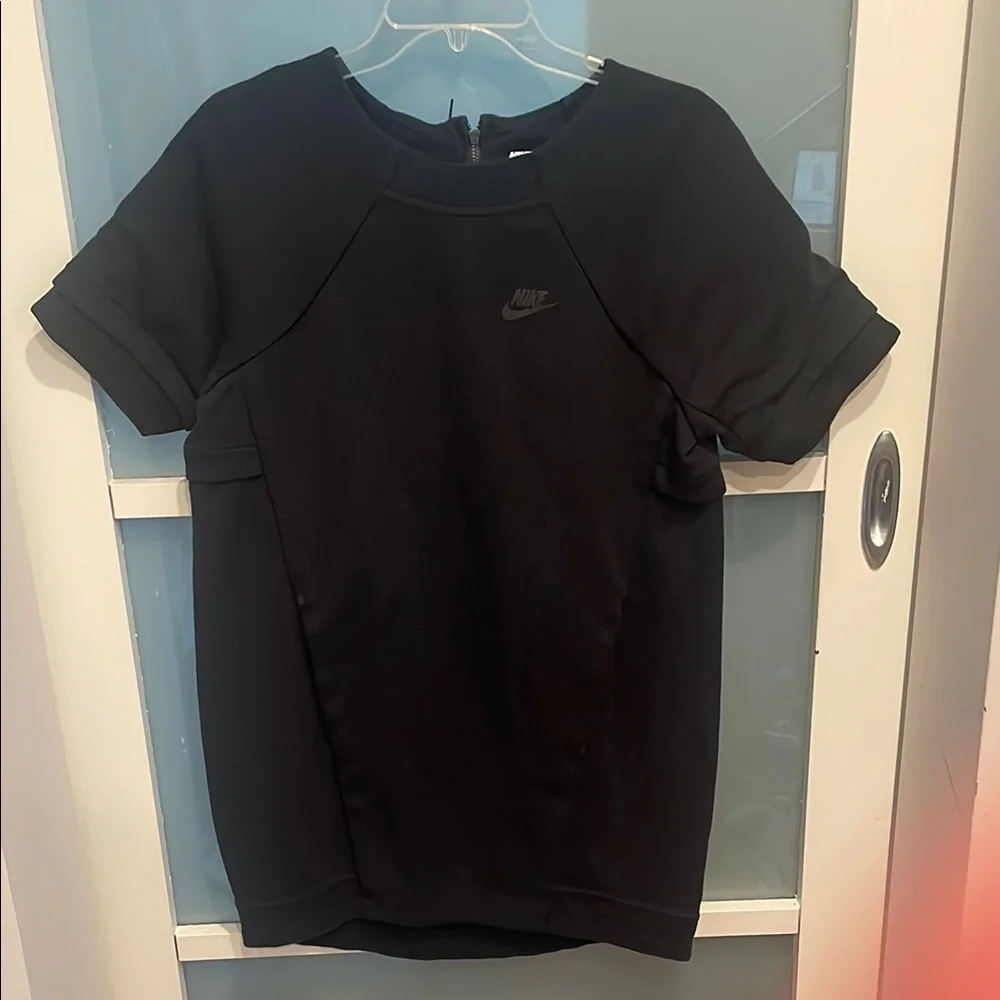 Nike Black Short Sleeve Sweatshirt Activewear, Athleisure Top, S